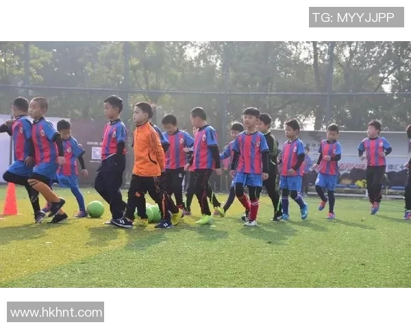 生病孩子的梦想愿望希望能与心目中的足球明星亲密接触